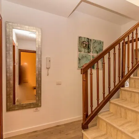 Duplex Mar P5 * Palm-mar